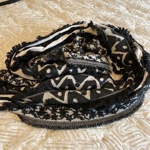 Wool & cotton blend oversized kantha tribal scarf with fringe